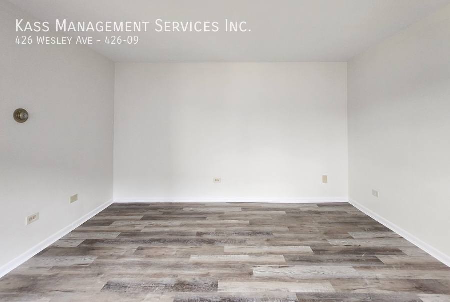 Apartment for rent at 426 Wesley Ave #9, Oak Park, IL 60302