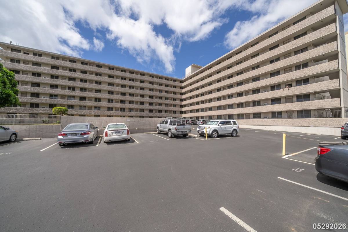 Condo for rent at 3121 Ala Ilima St, Honolulu, HI 96818