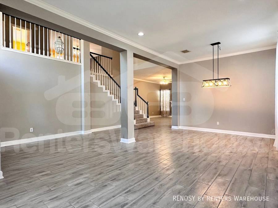 House for rent at 7319 Mountain Valley Dr, Houston, TX 77095
