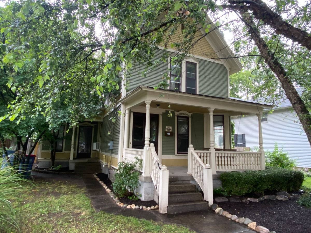 House for rent at 23 Grand NE, Grand Rapids, MI 49503