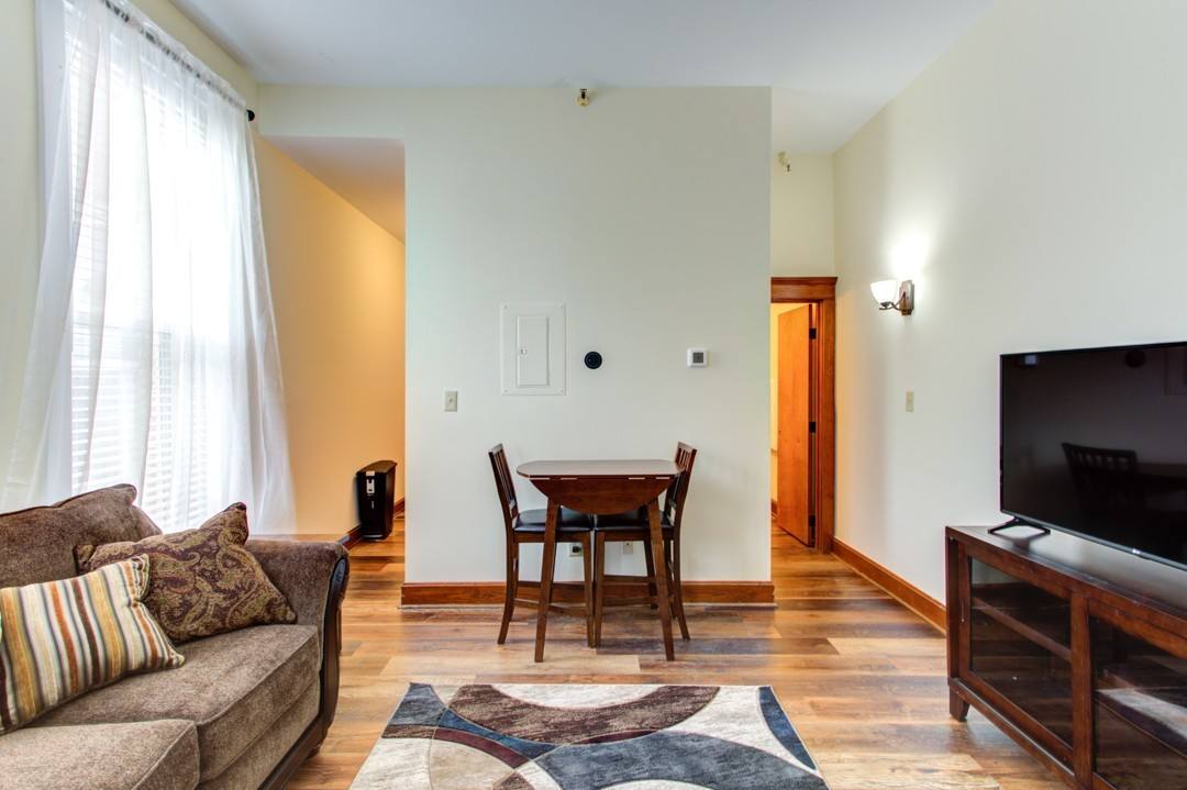 Apartment for rent at 1320 SE 2nd St, Evansville, IN 47713