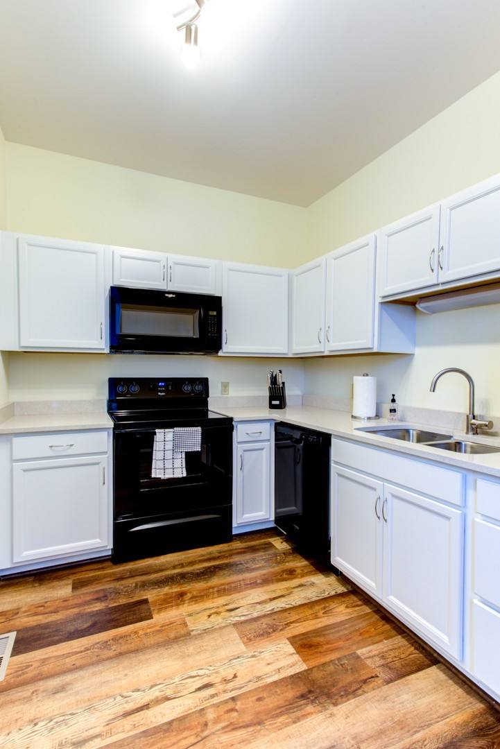 Apartment for rent at 1320 SE 2nd St, Evansville, IN 47713