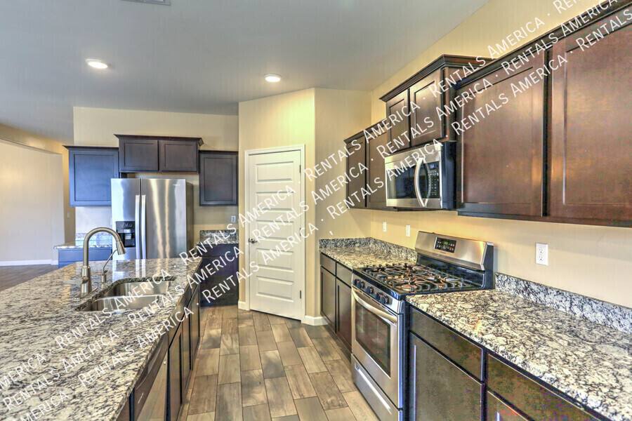 House for rent at 17741 S Silent Meadows Path, Sahuarita, AZ 85629