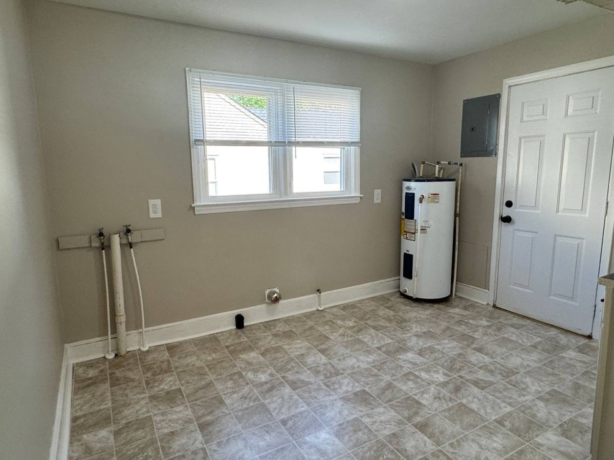House for rent at 317 Craig St, Greensboro, NC 27406