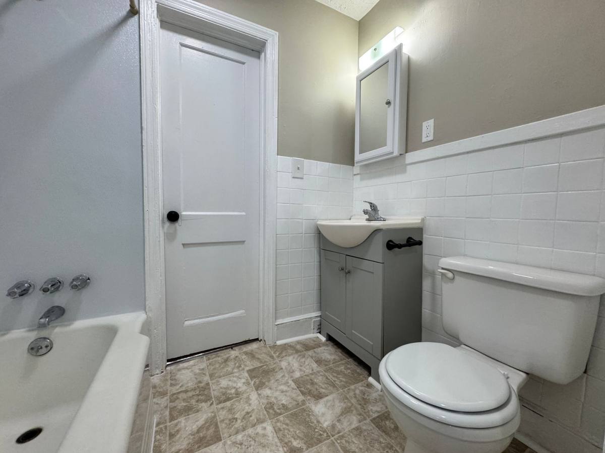 House for rent at 317 Craig St, Greensboro, NC 27406