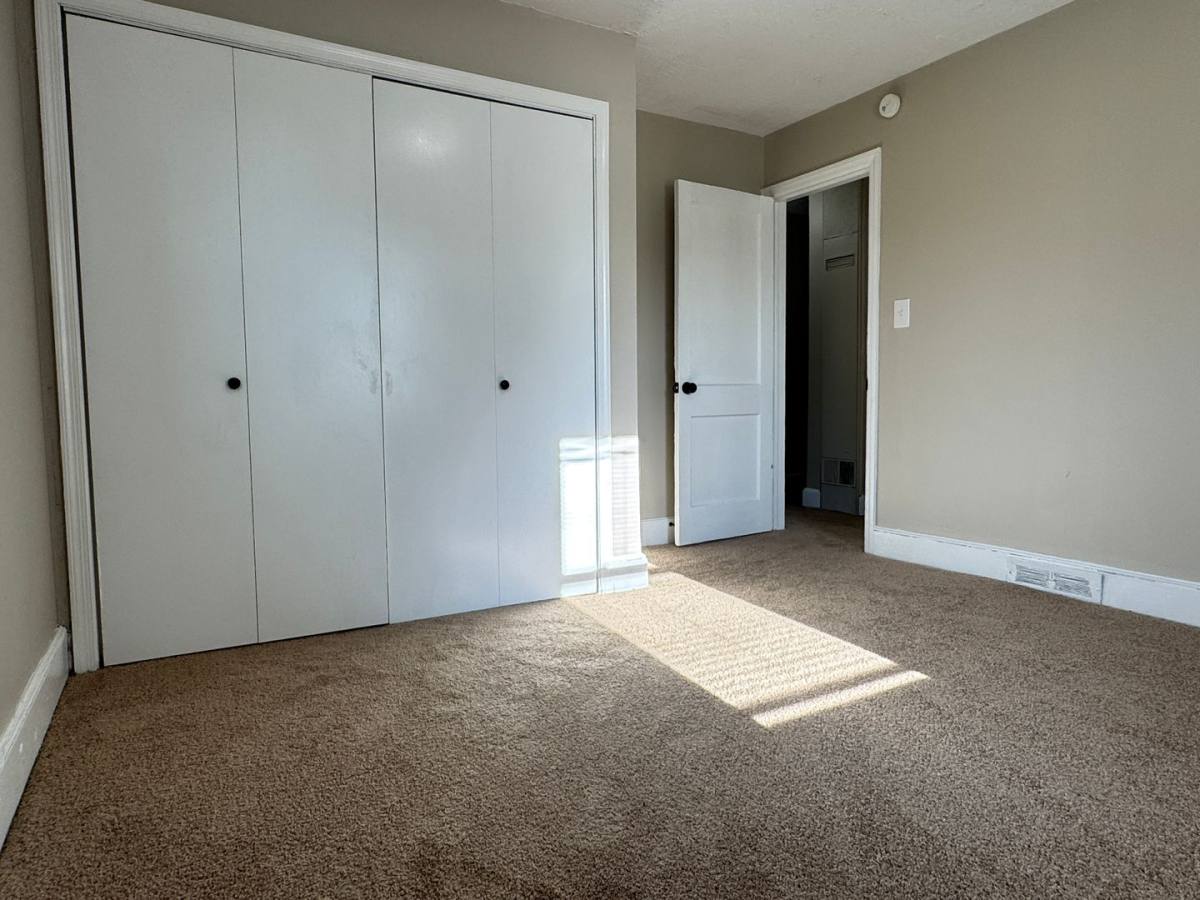 House for rent at 317 Craig St, Greensboro, NC 27406