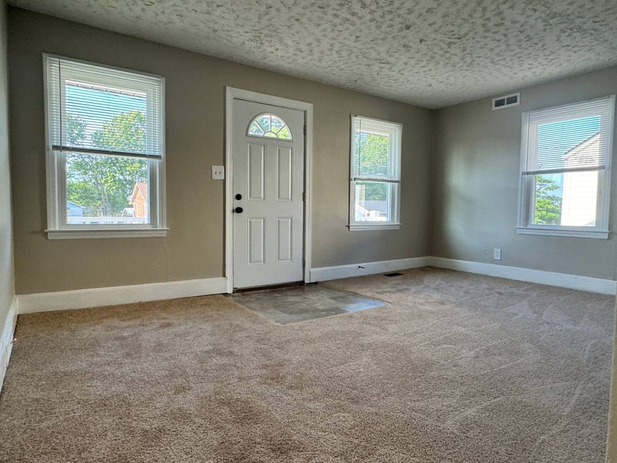 House for rent at 317 Craig St, Greensboro, NC 27406