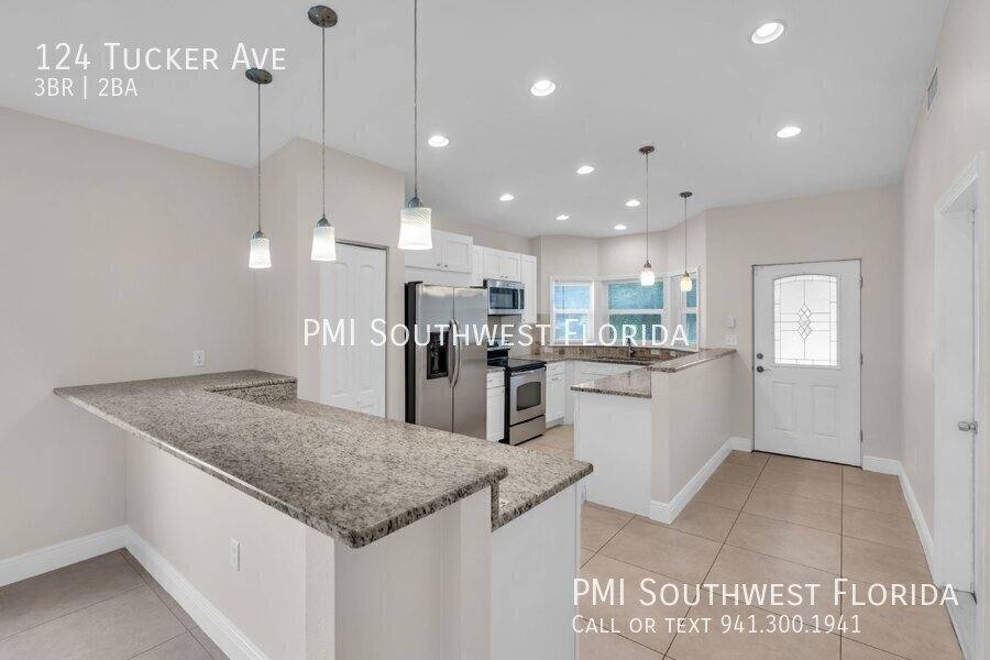 House for rent at 124 Tucker Ave, Sarasota, FL 34232