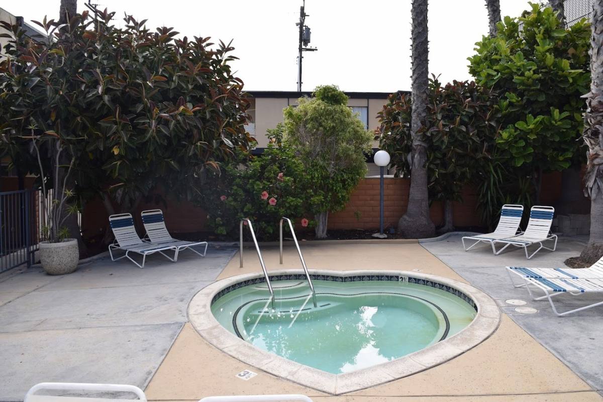 Apartment for rent at 3142 Newton St, Torrance, CA 90505