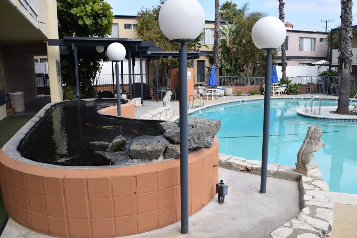 Apartment for rent at 3142 Newton St, Torrance, CA 90505