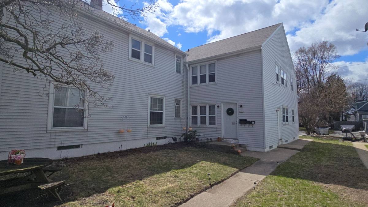 Apartment for rent at 2233-35 S Mound St, Milwaukee, WI 53207