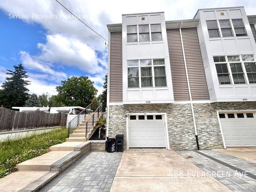 House for rent at 488 Evergreen Ave, Philadelphia, PA 19128