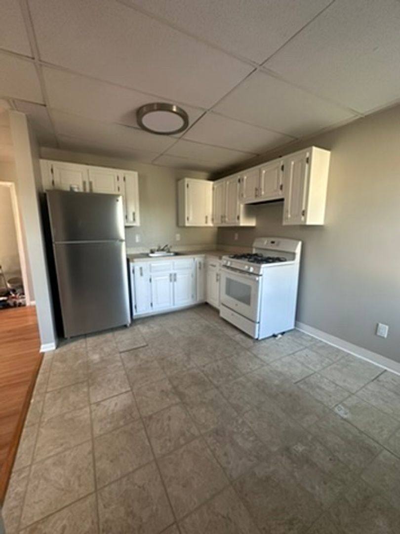Apartment for rent at 5 Crescent St, Ansonia, CT 06401