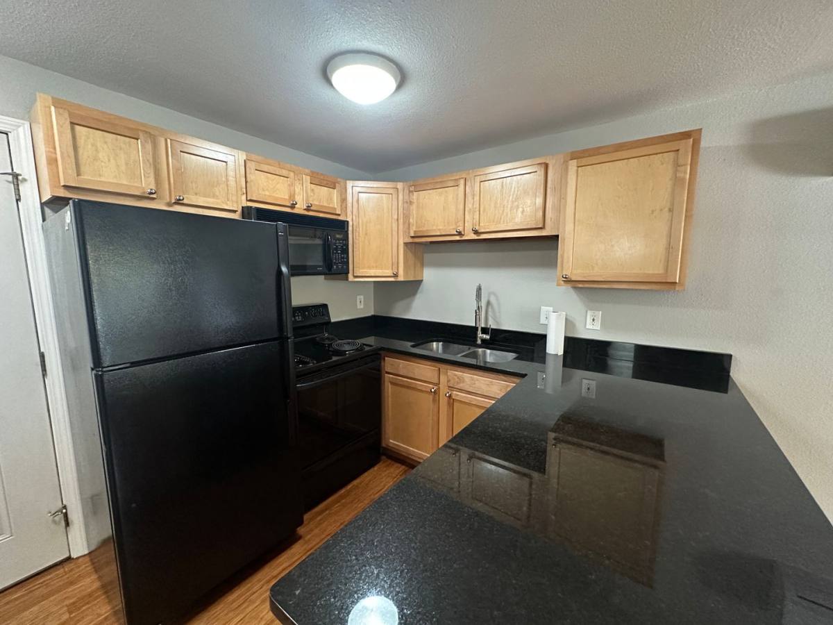 Condo for rent at 1405 Broadway St #208, Boulder, CO 80302