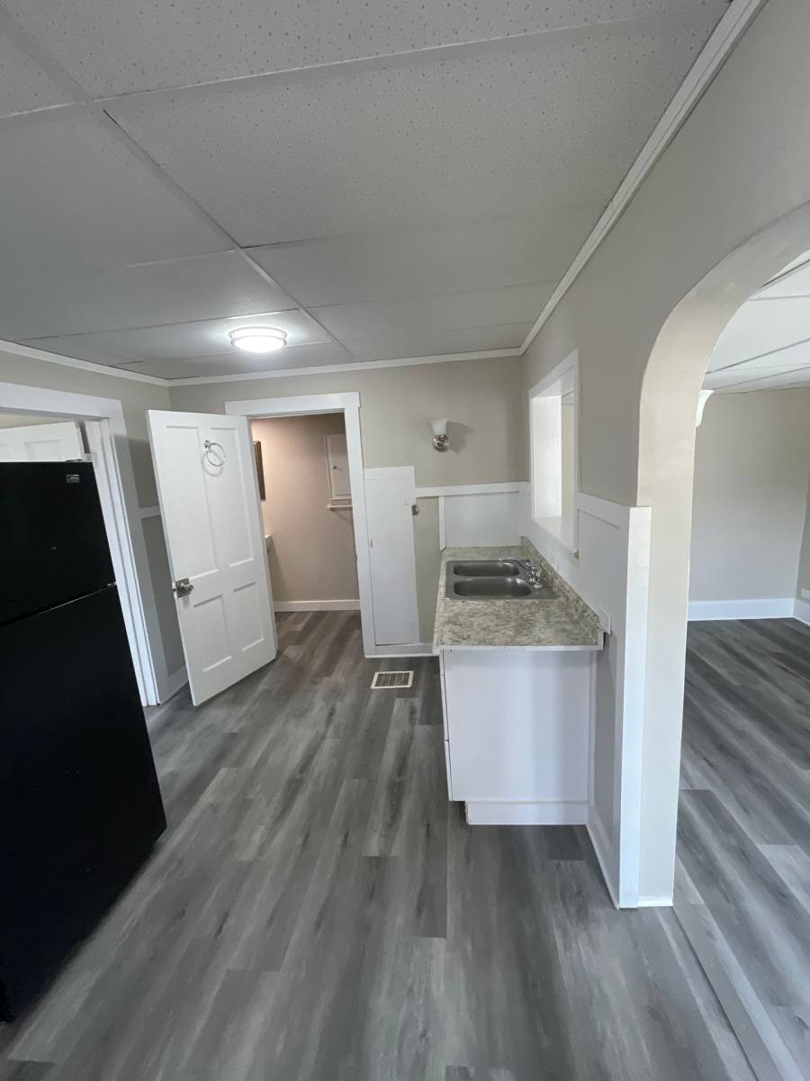 Apartment for rent at 429 Parkview St NE, Massillon, OH 44646