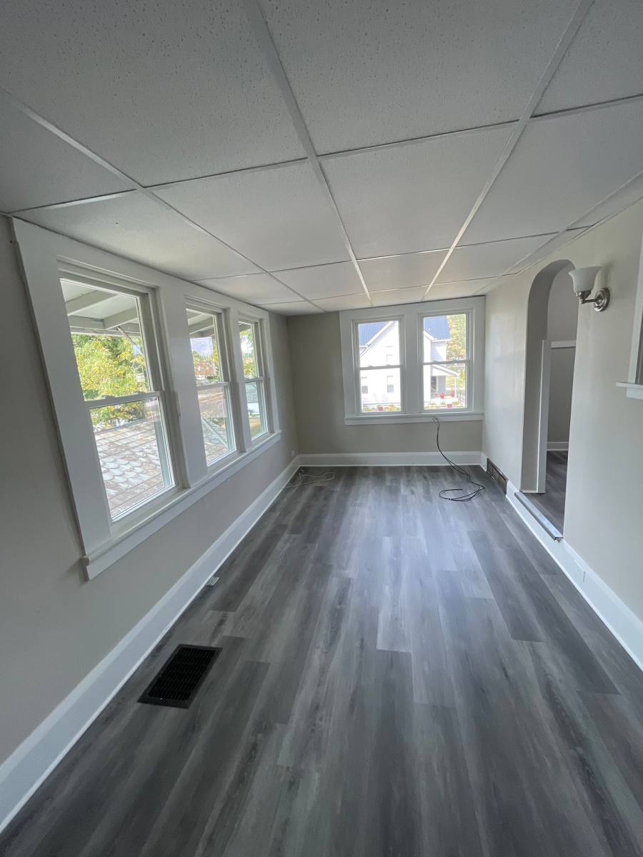 Apartment for rent at 429 Parkview St NE, Massillon, OH 44646