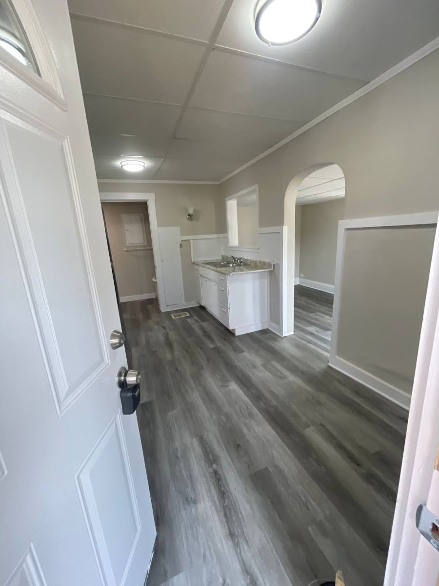 Apartment for rent at 429 Parkview St NE, Massillon, OH 44646