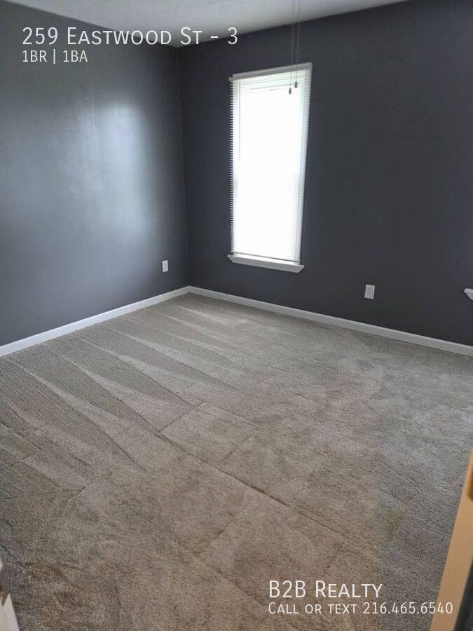Apartment for rent at 259 Eastwood St #3, Geneva, OH 44041