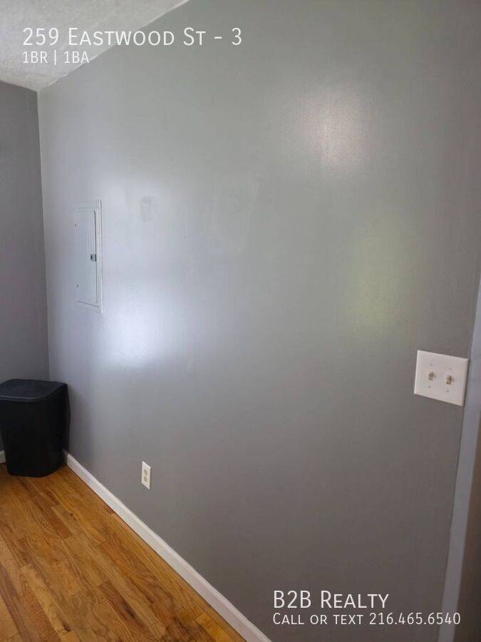 Apartment for rent at 259 Eastwood St #3, Geneva, OH 44041
