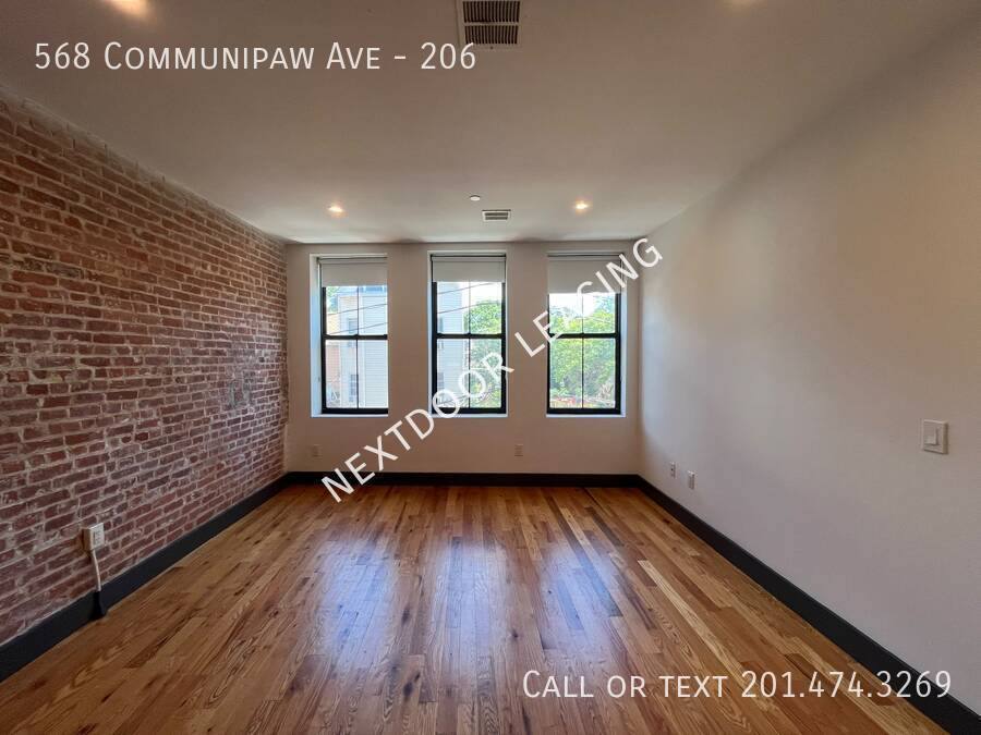 Apartment for rent at 568 Communipaw Ave #206, Jersey City, NJ 07304