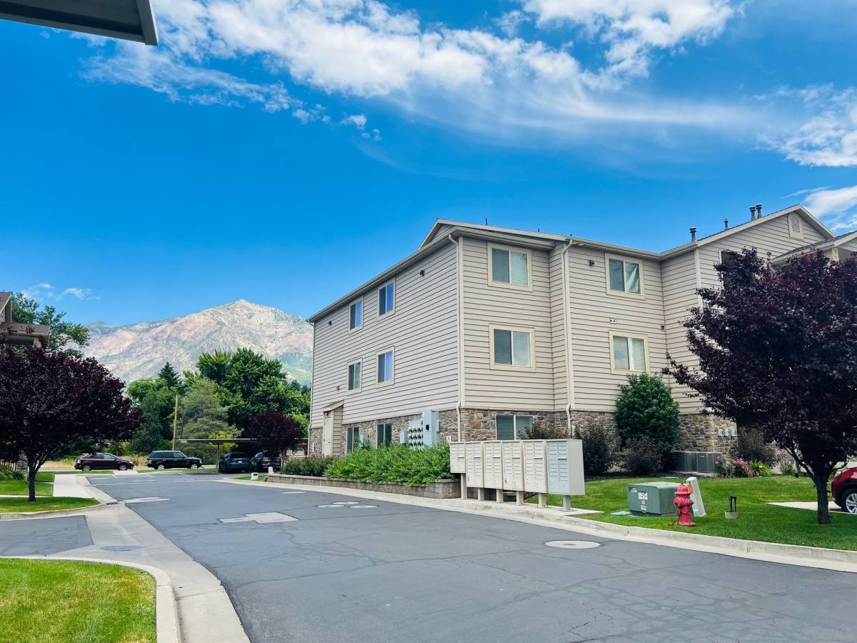 Apartment for rent at 2510 Charleston, Ogden, UT 84414