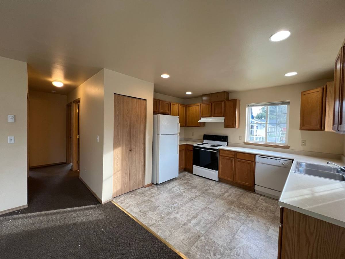 Apartment for rent at 1121 Humboldt St, Bellingham, WA 98225