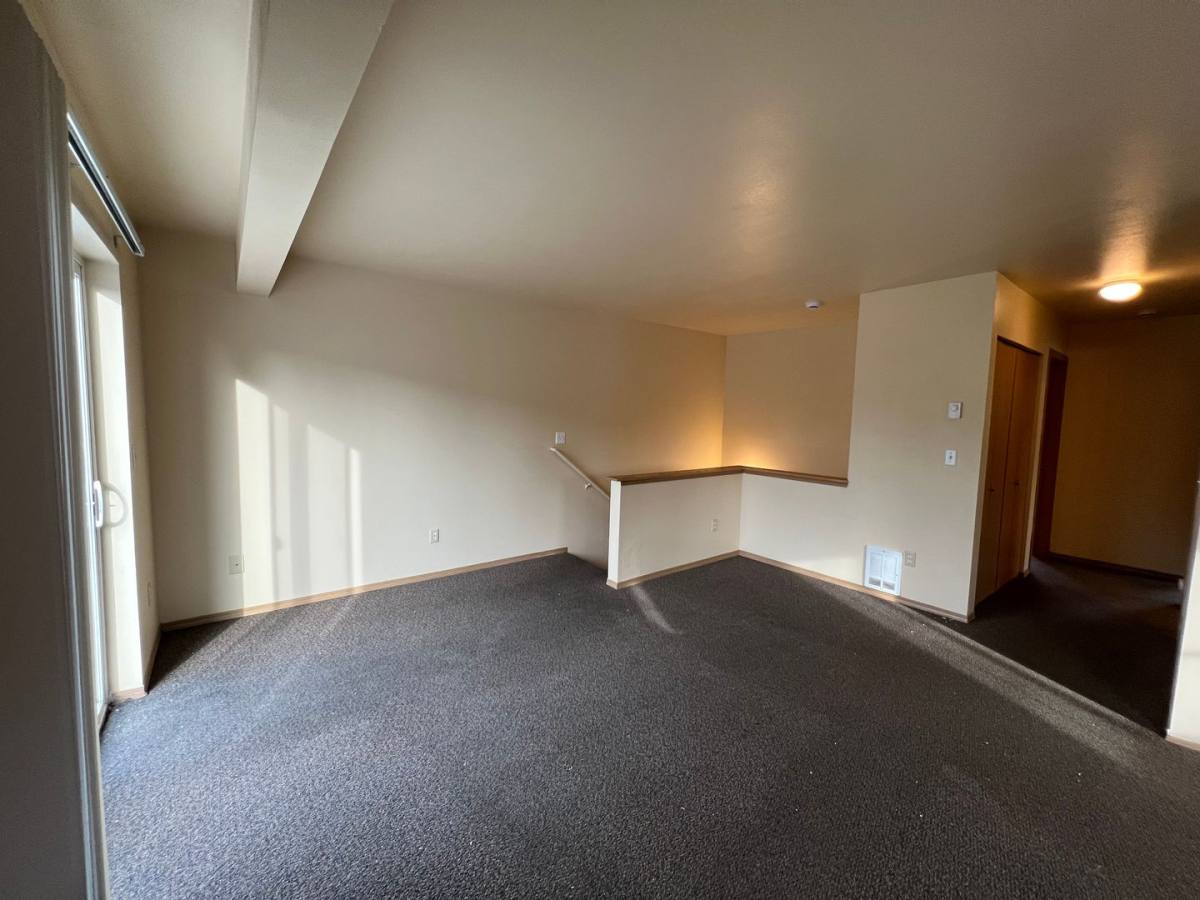 Apartment for rent at 1121 Humboldt St, Bellingham, WA 98225