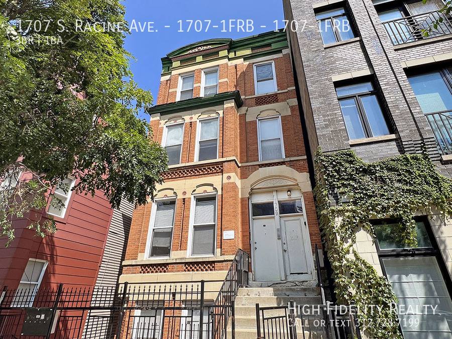Apartment for rent at 1707 S Racine Ave #1FRB, Chicago, IL 60608