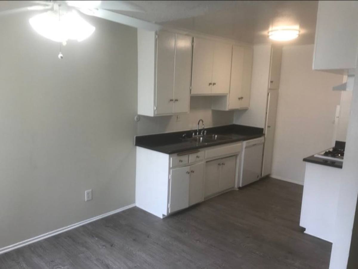 Apartment for rent at 18100 Roscoe Blvd, Northridge, CA 91325