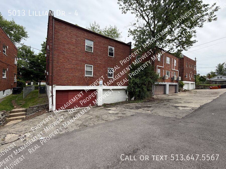 Apartment for rent at 5013 Lillian Dr #4, Cincinnati, OH 45237