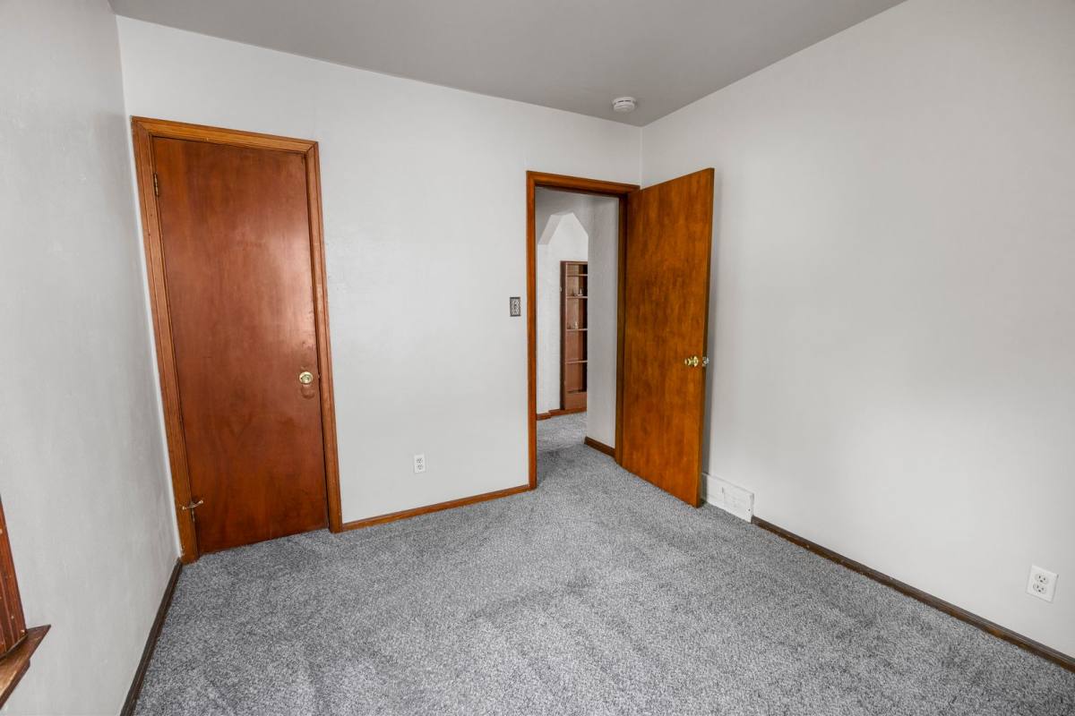 House for rent at 3934 54th St, Des Moines, IA 50310