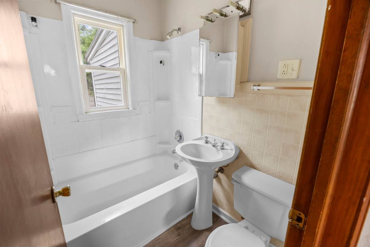House for rent at 3934 54th St, Des Moines, IA 50310