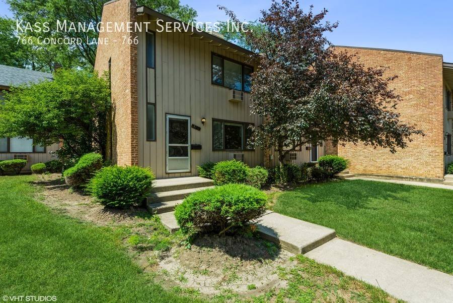 Townhouse for rent at 766 Concord Lane #766, Barrington, IL 60010
