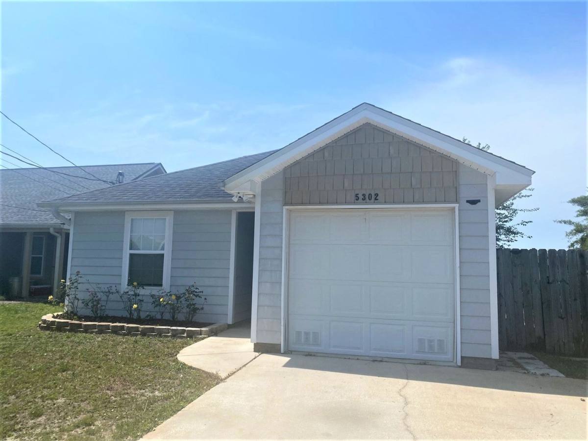 House for rent at 5302 E 7th St, Panama City, FL 32404
