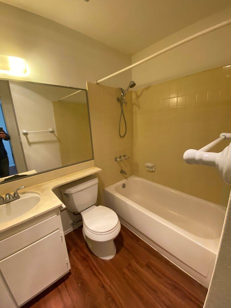 Condo for rent at 1645 Emerald St, San Diego, CA 92109
