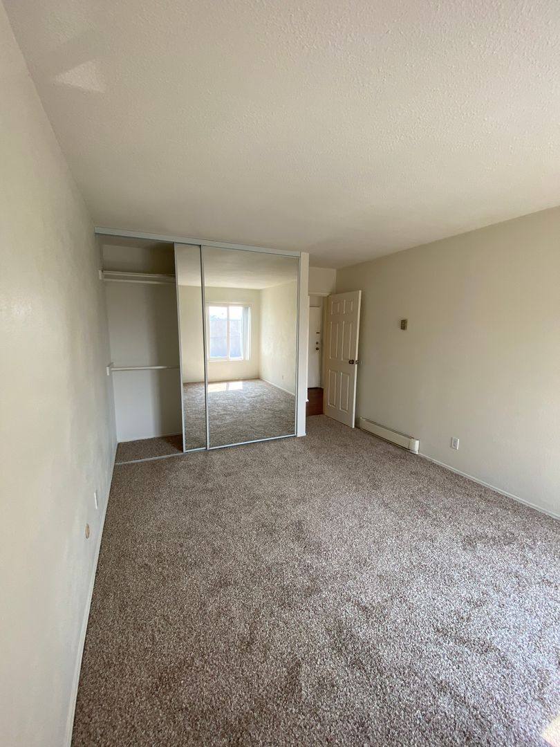 Condo for rent at 1645 Emerald St, San Diego, CA 92109