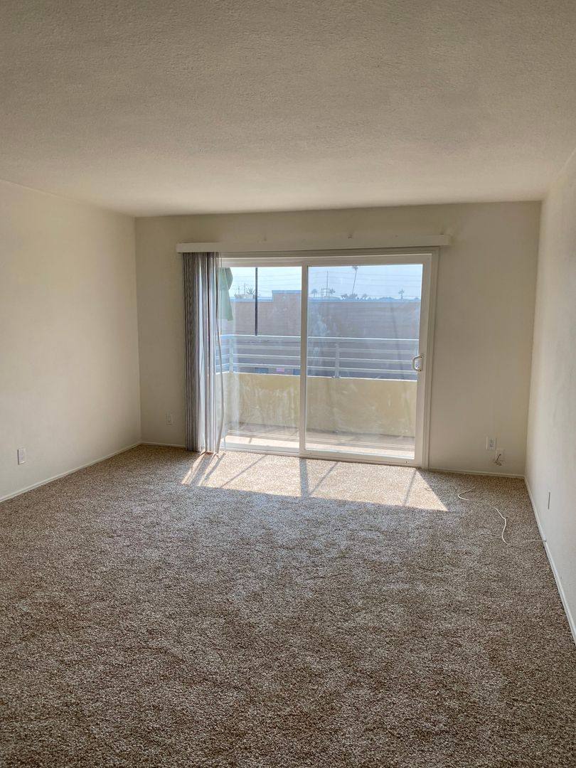 Condo for rent at 1645 Emerald St, San Diego, CA 92109