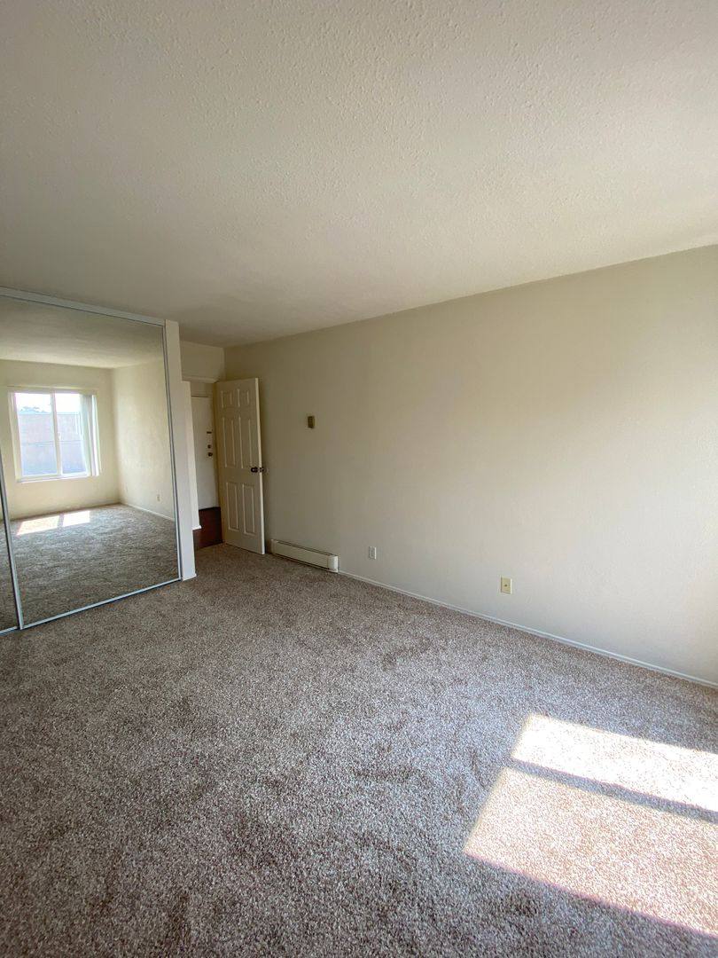 Condo for rent at 1645 Emerald St, San Diego, CA 92109