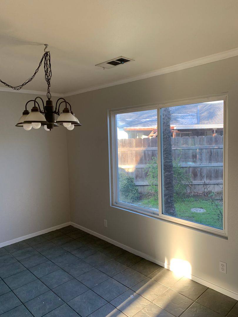 House for rent at 3208 Holly Court, Hanford, CA 93230