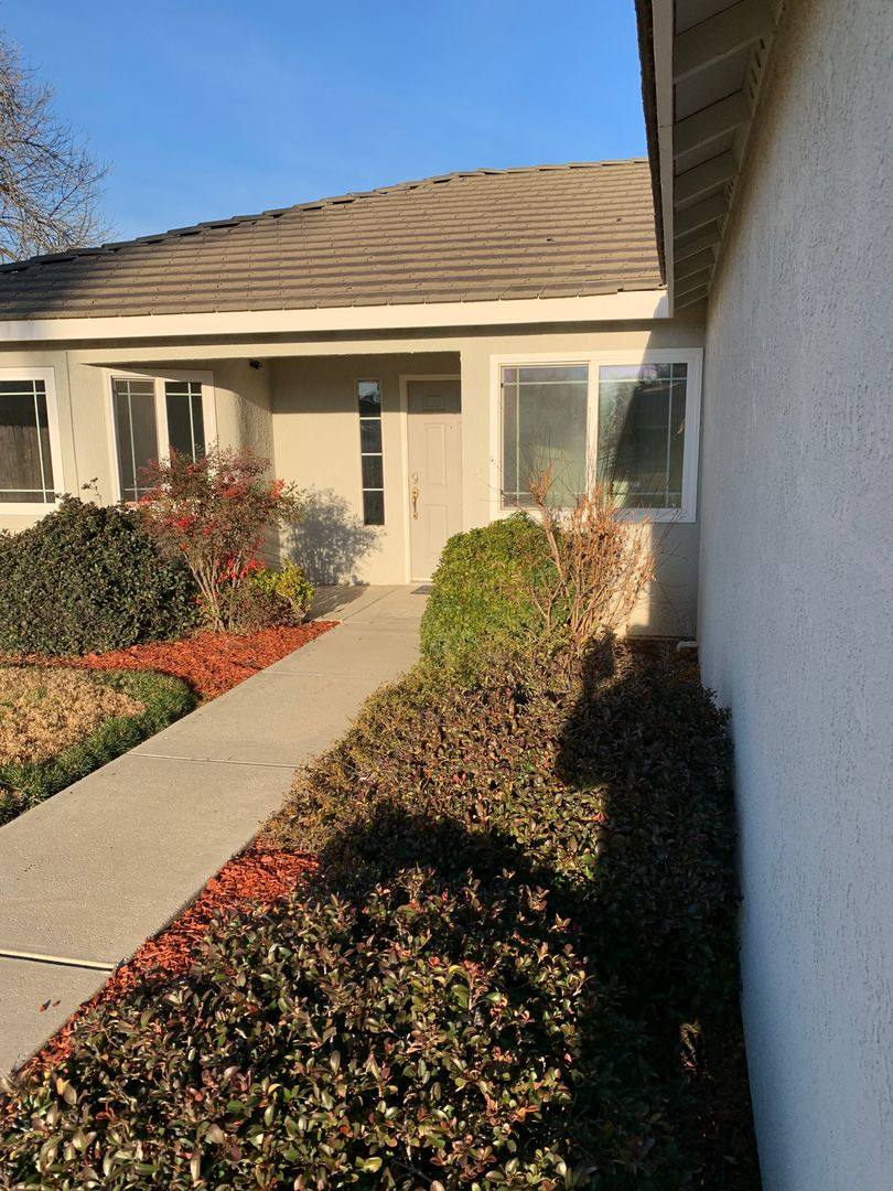House for rent at 3208 Holly Court, Hanford, CA 93230