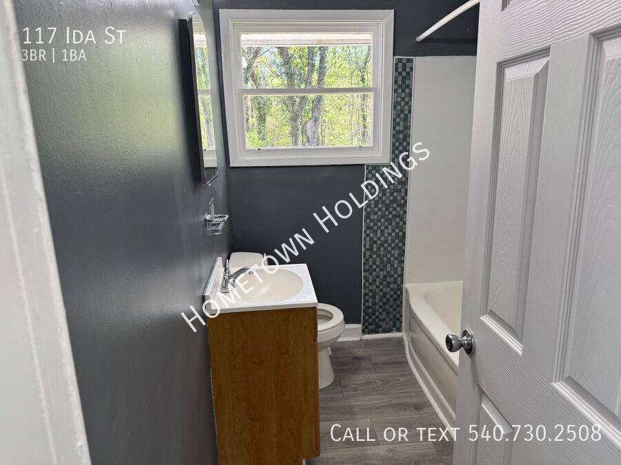 House for rent at 117 Ida St, Danville, VA 24540