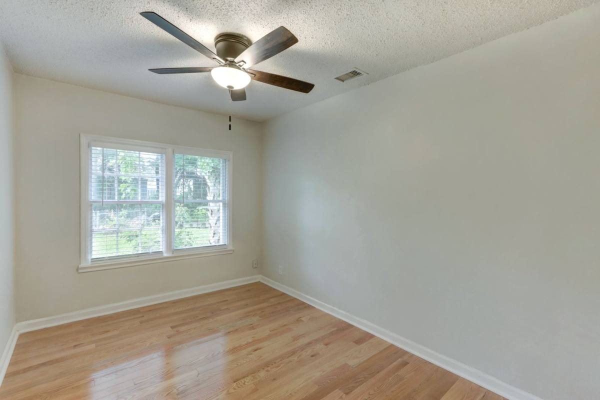 Apartment for rent at 1210 E 54th St, Savannah, GA 31404