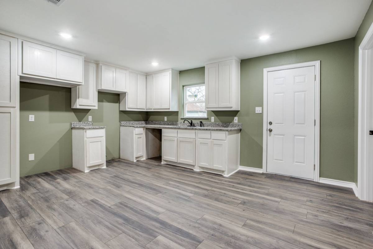 House for rent at 420 S Gribble St, Sherman, TX 75090