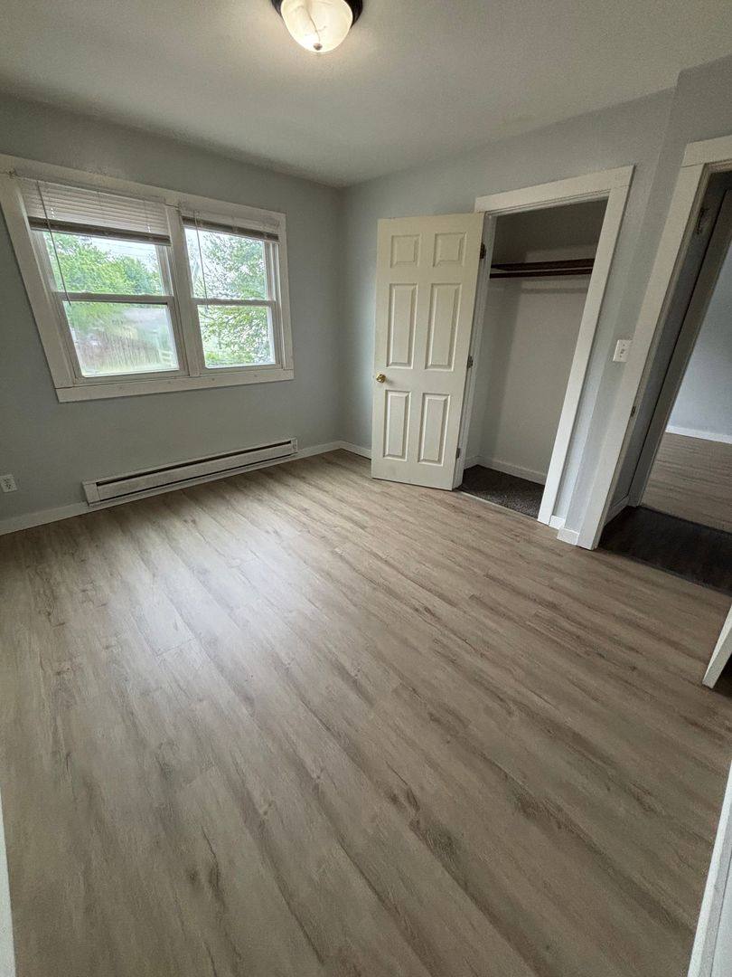 Apartment for rent at 1321 4th St S, La Crosse, WI 54601