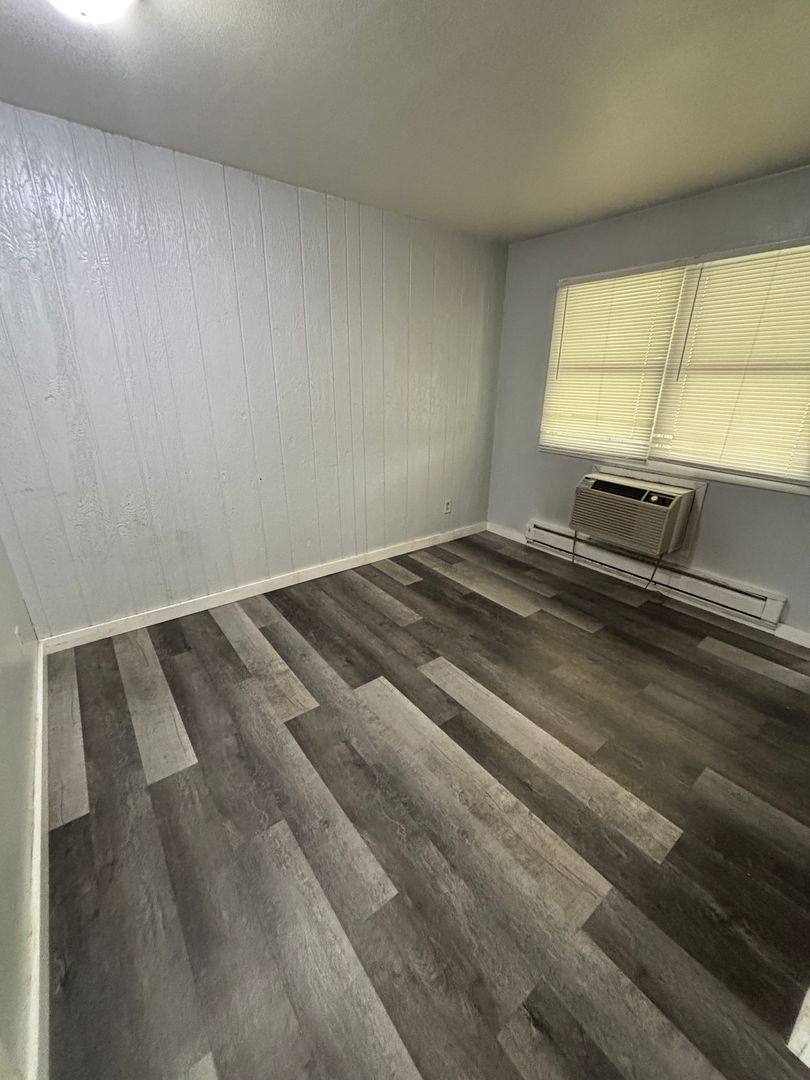 Apartment for rent at 1321 4th St S, La Crosse, WI 54601