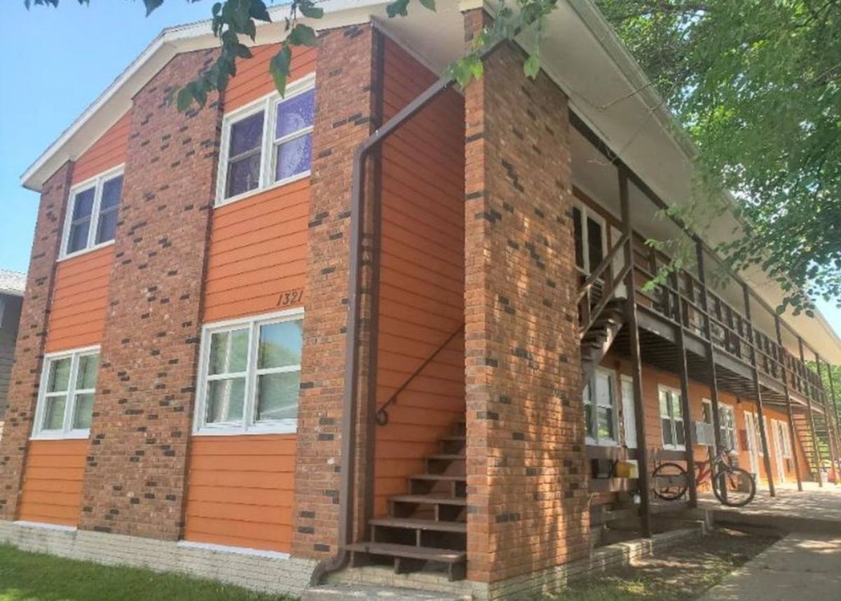 Apartment for rent at 1321 4th St S, La Crosse, WI 54601