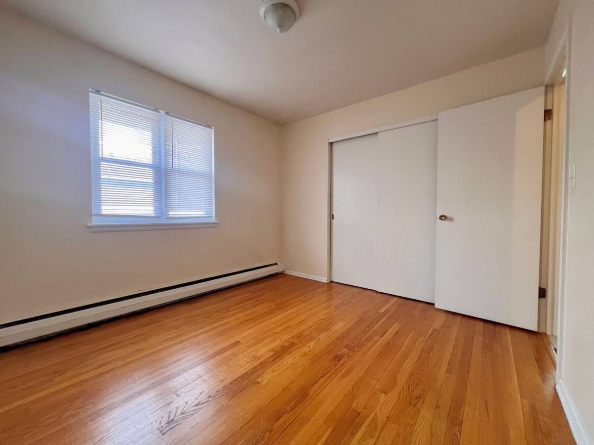 Apartment for rent at 1004 E Pleasant St, Milwaukee, WI 53202