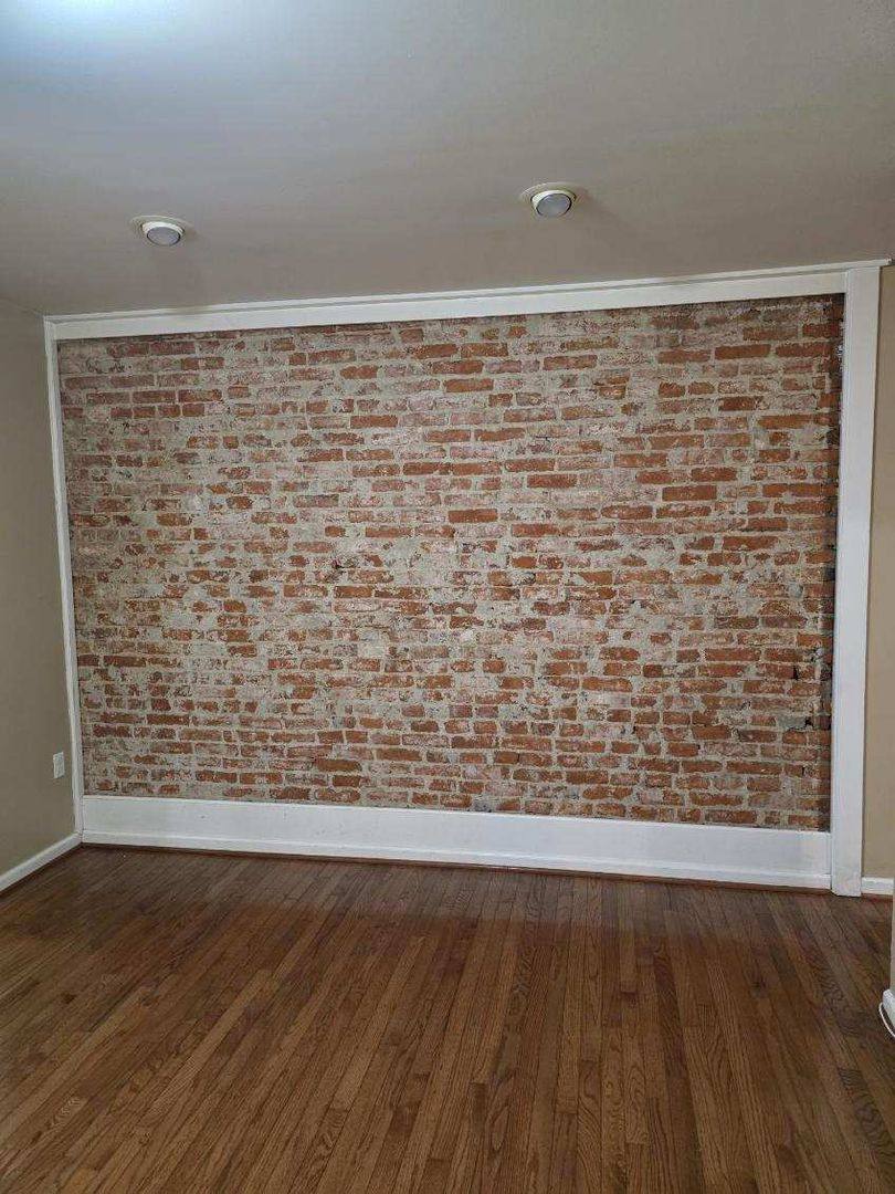 Townhouse for rent at 428 S Jackson St, Wilmington, DE 19805
