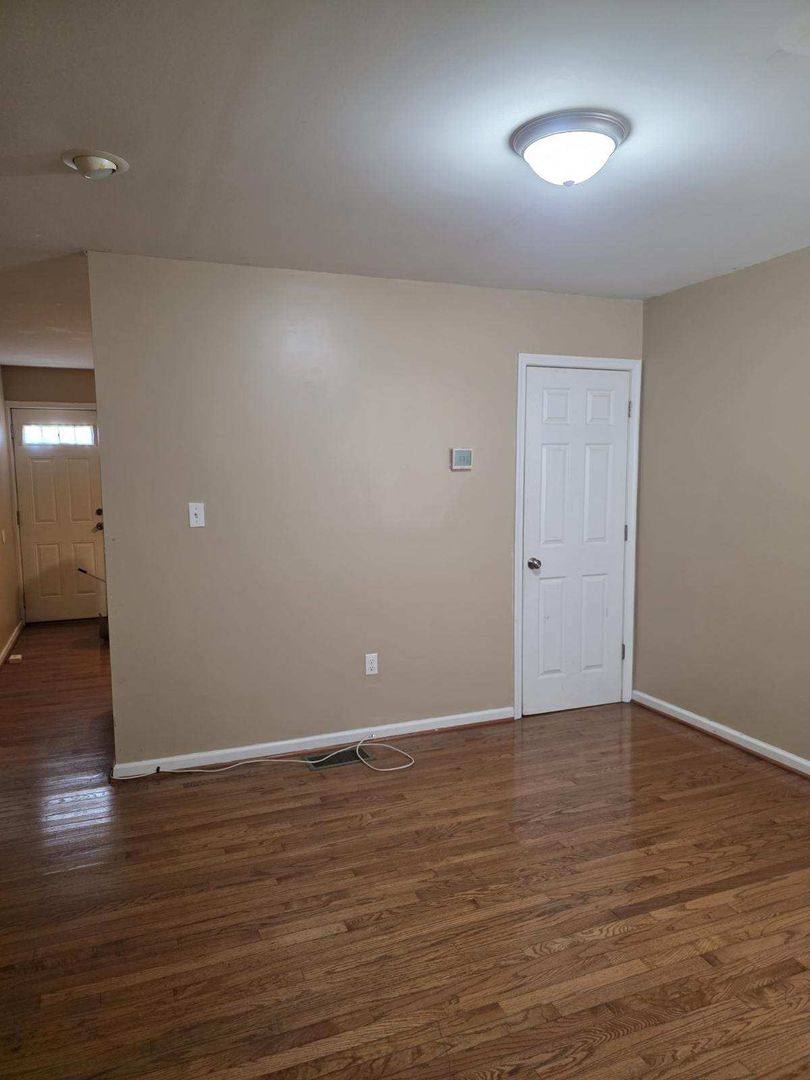Townhouse for rent at 428 S Jackson St, Wilmington, DE 19805