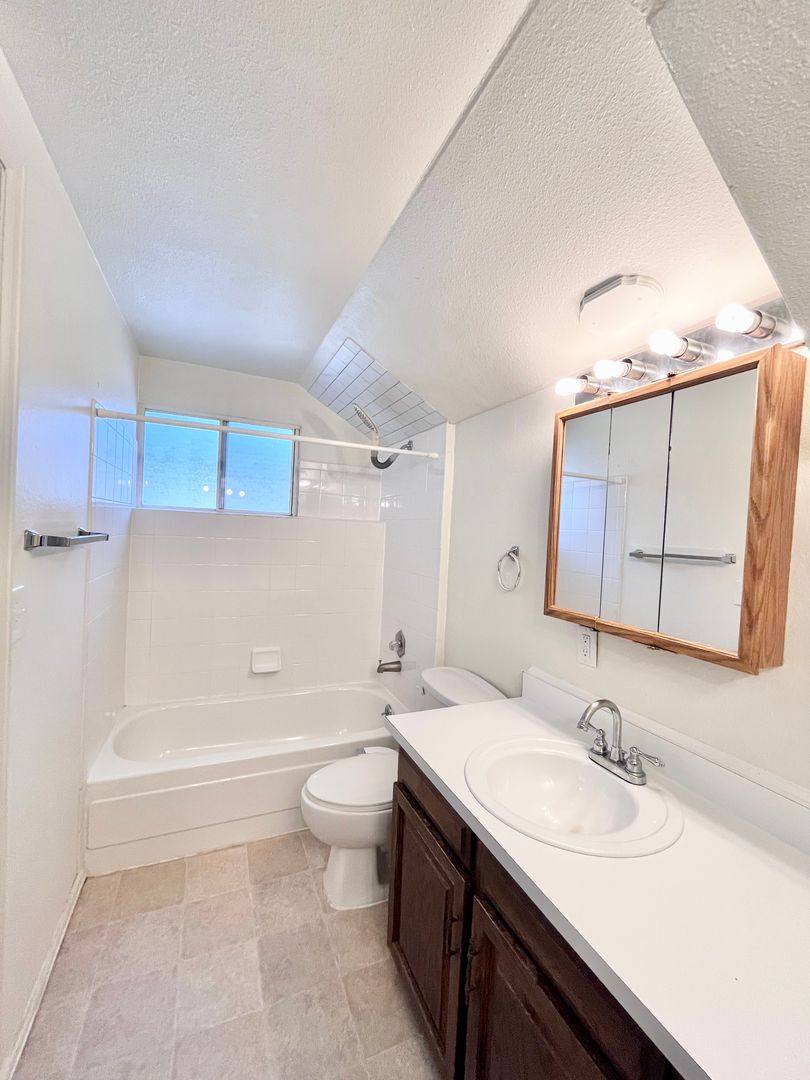 House for rent at 2493 Fleming Dr, Loveland, CO 80538
